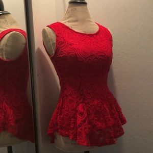 Red, Romantic No Sleeve Lace Shirt❤️